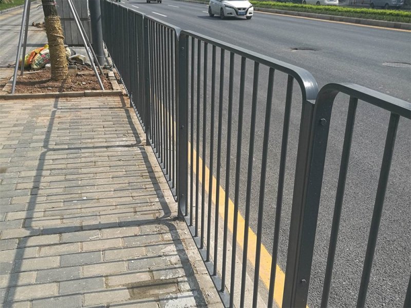 人行道隔離護欄